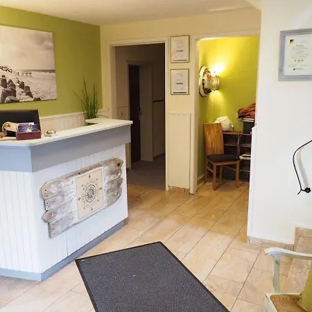Hotel-wagenknecht-dreibettzimmer-15 Gæstehus Vesterland